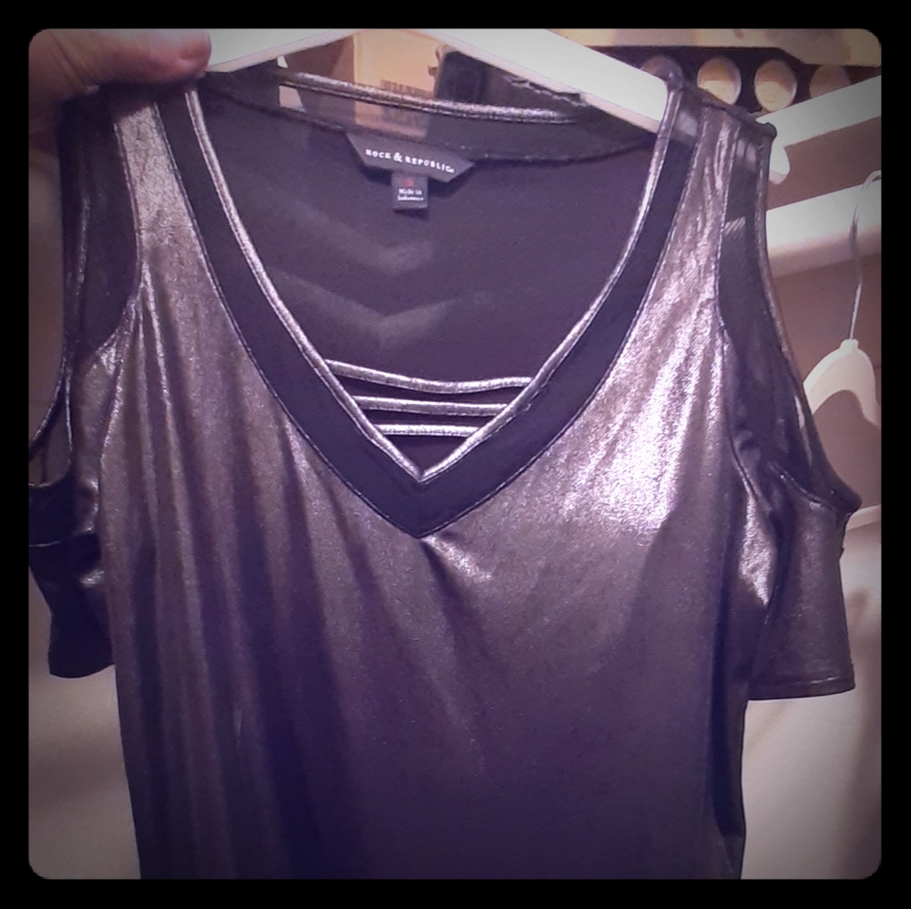 Rock & Republic top NWOT